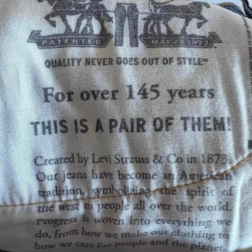 Men’s Levi's 412 Slim Denim Jean Shorts + Bleached Acid-Wash Finish - Picture 7 of 7